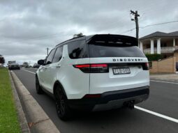 
										Used 2019 Land Rover Discovery full									