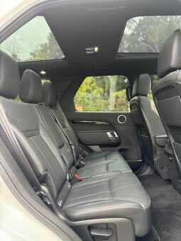 
										Used 2019 Land Rover Discovery full									