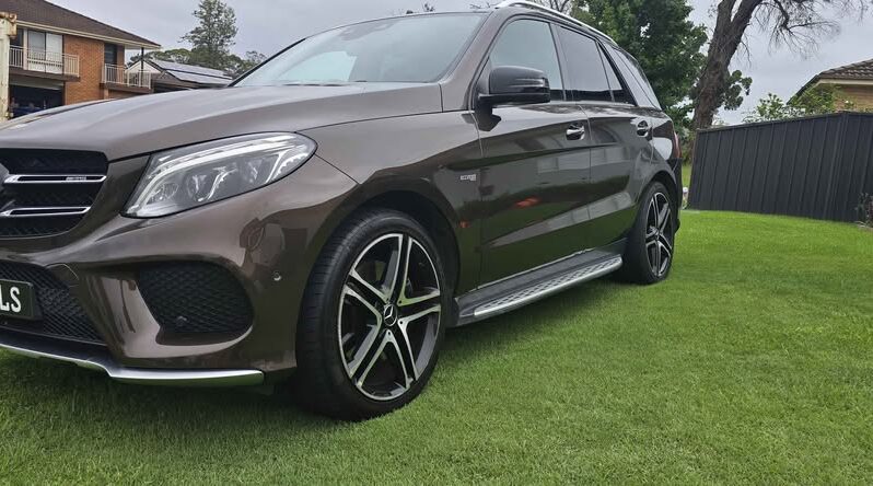 
								2018 Mercedes GLE43 AMG full									