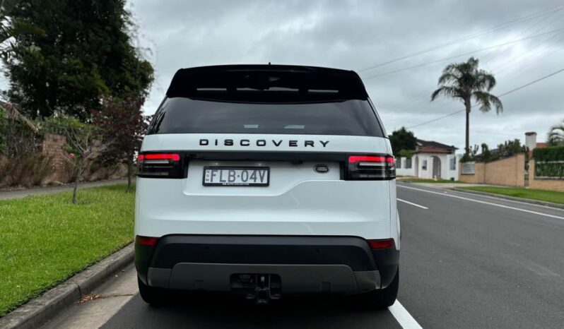 
								Used 2019 Land Rover Discovery full									