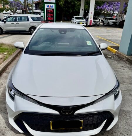 
								Used 2020 Toyota Corolla full									